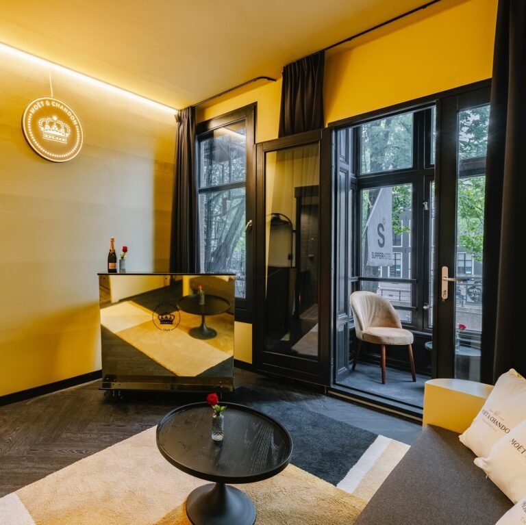 Supper Hotel Room 768x767