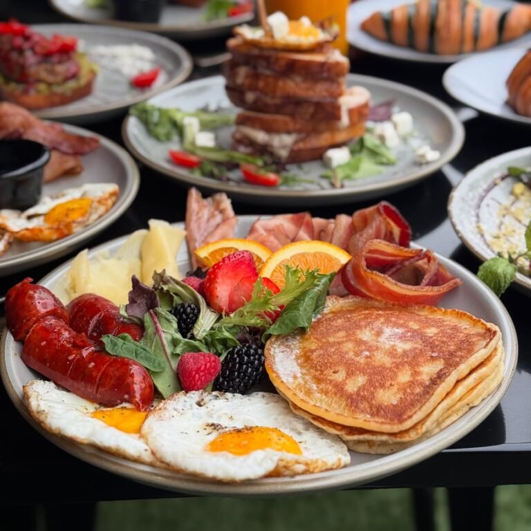 Jhoanes Bakery Coffee Breakfast 768x768