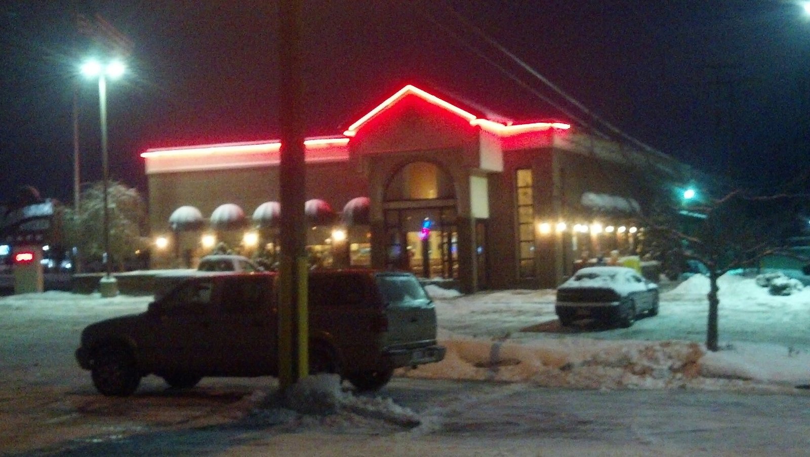 Roseannas KItchen Exterior Nightime